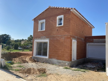 Terrasse en bois à Valergues