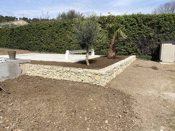 Création d'un mur en pierre de cévennes  à Pierre du lot 